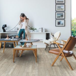 Quick Step Alpha Vinyl Medium Planks AVMP40074 Ochtendmist Den 1